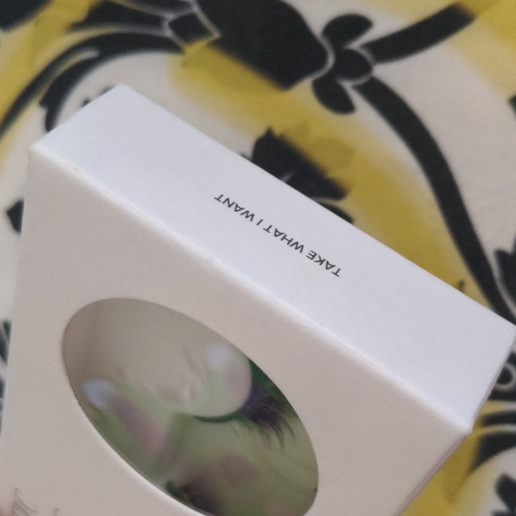 New! Static Nails Magnetic Lash Set - Picture 3 of 6